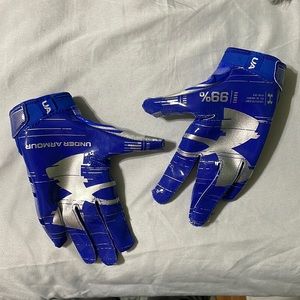 Under Armour youth football gloves